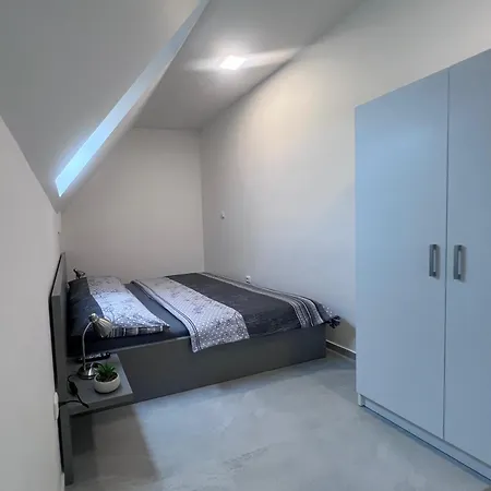 Zatisi Apartman Alamóc